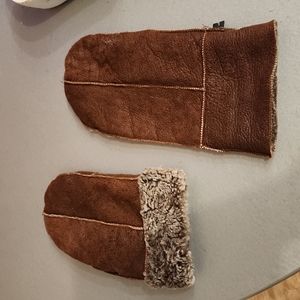 Leather wool lined mitts